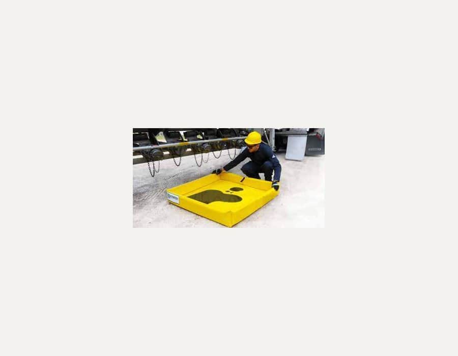 Ultra-Containment Berm Mini Foam Wall Model